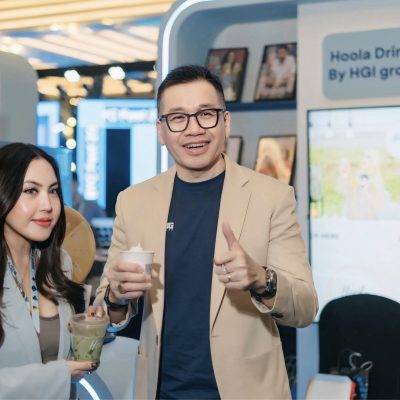 {"ARInfo":{"IsUseAR":false},"Version":"1.0.0","MakeupInfo":{"IsUseMakeup":false},"FaceliftInfo":{"IsChangeEyeLift":false,"IsChangeFacelift":false,"IsChangePostureLift":false,"IsChangeNose":false,"IsChangeFaceChin":false,"IsChangeMouth":false,"IsChangeThinFace":true},"BeautyInfo":{"SwitchMedicatedAcne":false,"IsAIBeauty":false,"IsBrightEyes":false,"IsSharpen":false,"IsOldBeauty":false,"IsReduceBlackEyes":false},"HandlerInfo":{"AppName":2},"FilterInfo":{"IsUseFilter":false}}